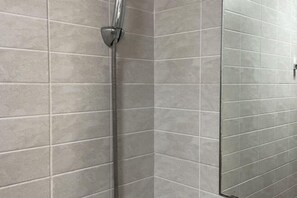 Soundproofing - Adam Guesthouse (Gyeongju)