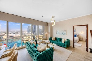 Apartment, Balcony, City View | Living area