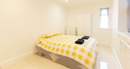 Bridge Road - Room 1a
