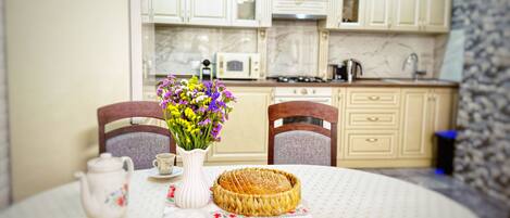 Microwave, oven, stovetop