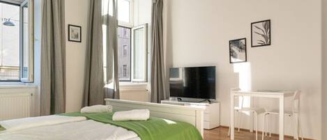 1 bedroom, WiFi, bed sheets