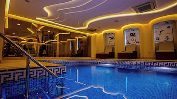 Piscine couverte