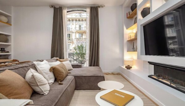 تلفزيون ذكي، كُتُب