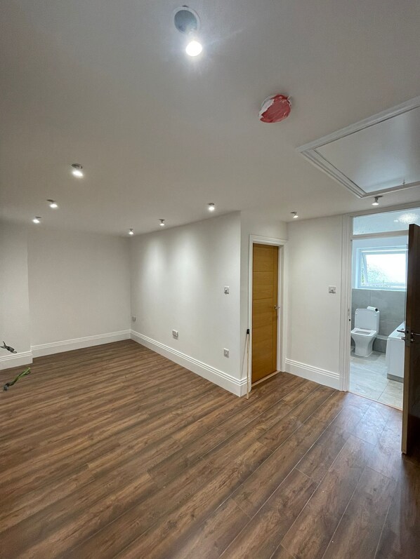 Interior - Modern City Flat in Hatfield offers free Wi-Fi, family rooms (Hatfield)