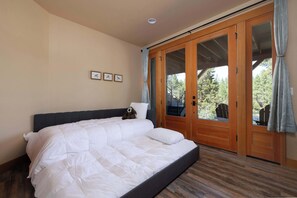 4 habitaciones, decoración personalizada y muebles diferentes 