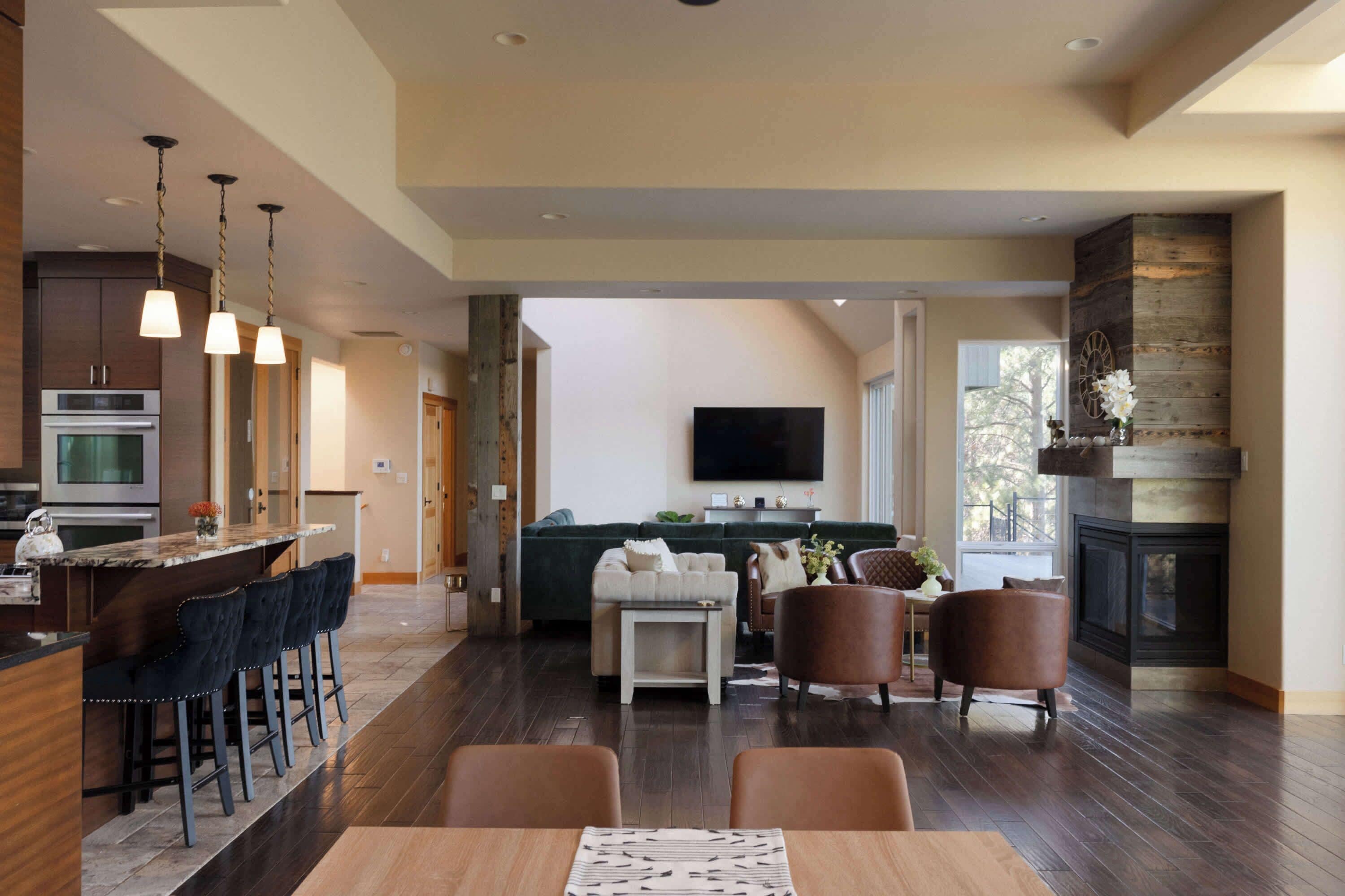 House, Multiple Beds, Patio (Big Sky Bend) | Interior