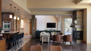 Ferienhaus, Mehrere Betten, Terrasse (Big Sky Bend) | Innenbereich