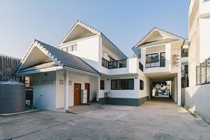 하우스, 침실 4개, 발코니, 정원 전망 | 외관