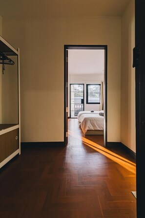 4 bedrooms