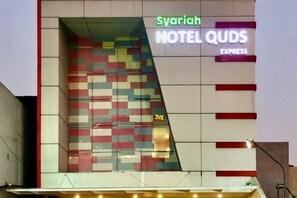 Exterior - Quds Express Hotel Syariah (Central Jakarta)