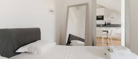 1 bedroom, iron/ironing board