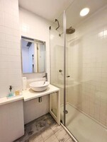 Standard Twin Room | In-room safe, desk, laptop workspace, free WiFi