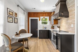 Micro-ondes, plaque de cuisson