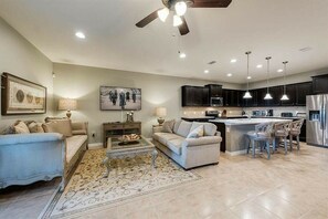 TV, fireplace