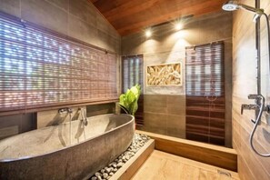 Desk, iron/ironing board - Samaya Luxury Villa - Melaka (Melaka Tengah)