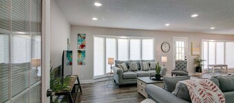 Residence (1335 Whitt Ln)