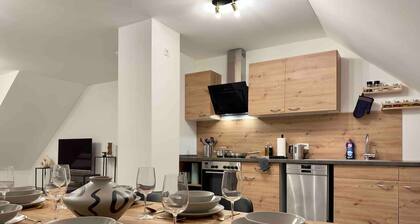 Modern apartment with kitchen & parking