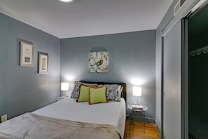 1 bedroom, iron/ironing board, WiFi, bed sheets