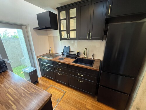 146 square meters｜Sophisticated design｜About 12 minutes walk to the beach｜BBQ available