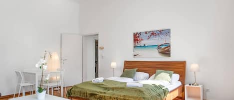 9 habitaciones, wifi y ropa de cama