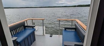 House Boat on Fife Lake