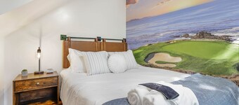 The Country Club Treehouse