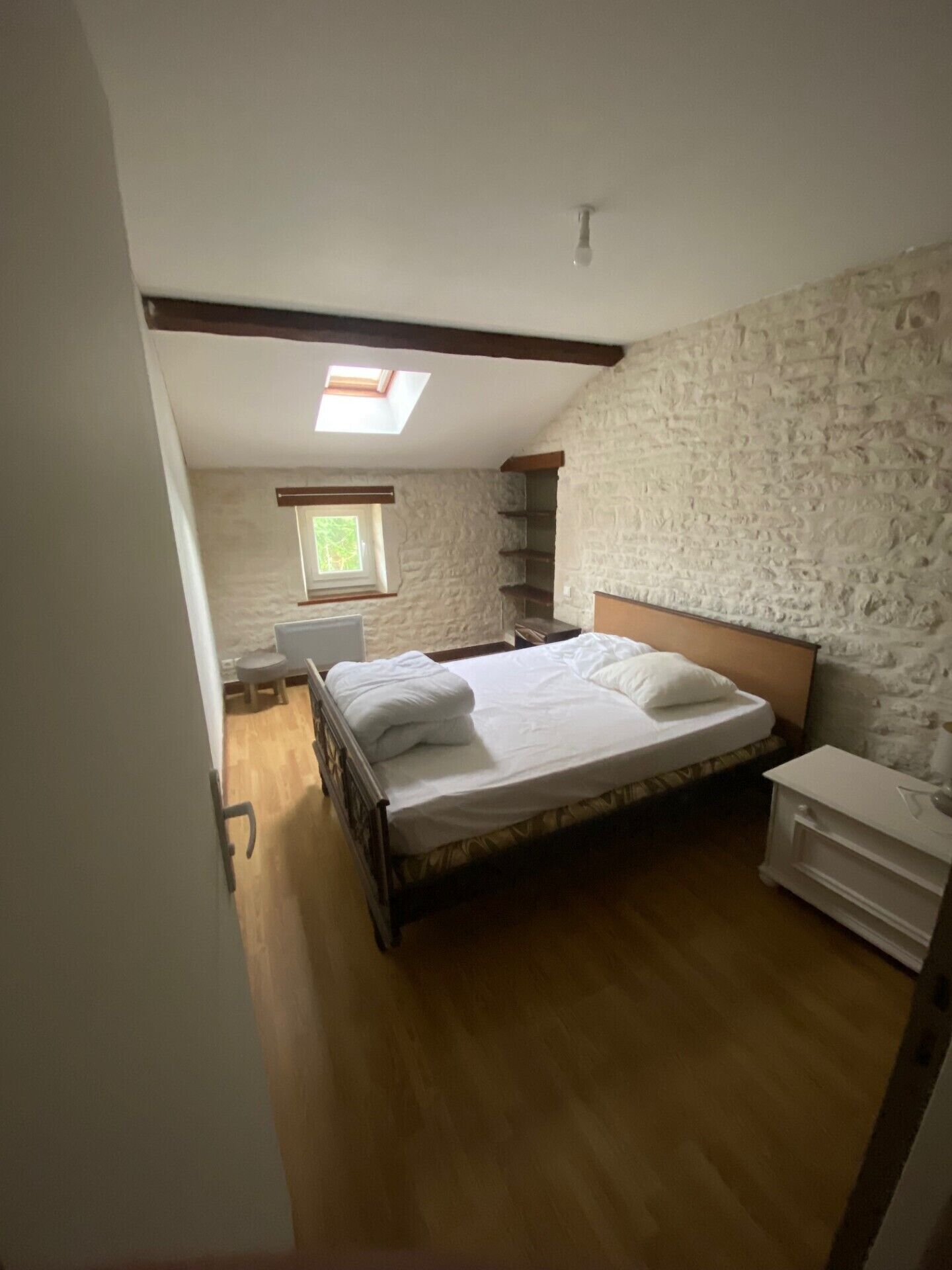 2 間睡房、上網、床單