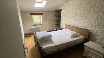 2 chambres, accès Internet, draps fournis