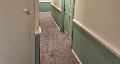 Room-prestleigh inn - Great to Stay
