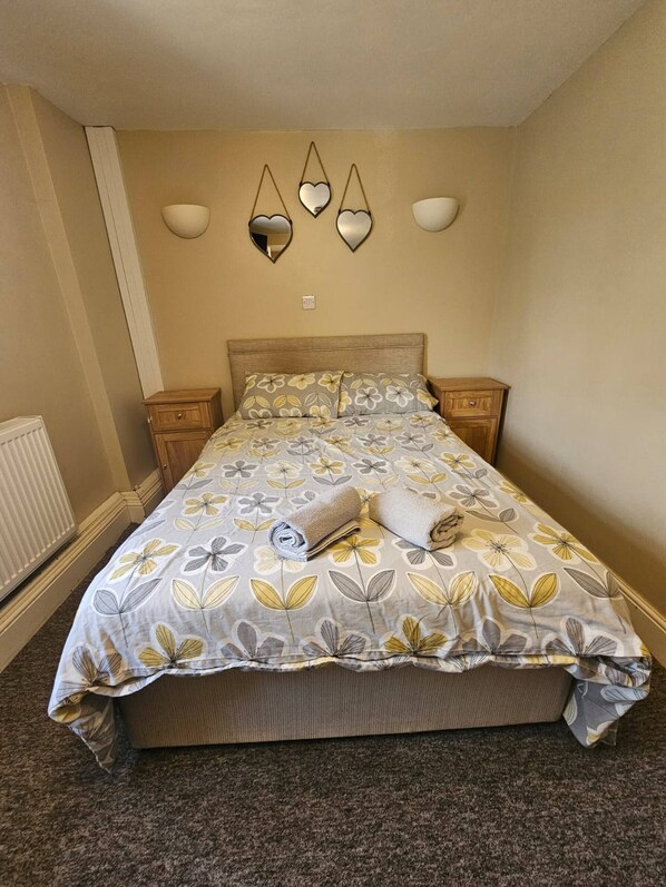 Room, 4 Bedrooms | 4 bedrooms - Room-prestleigh inn - Great to Stay (Shepton Mallet)