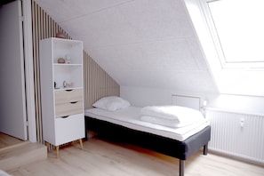 2 Schlafzimmer, Bügeleisen/Bügelbrett, WLAN, Bettwäsche
