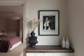 Double Room, River View | Free WiFi