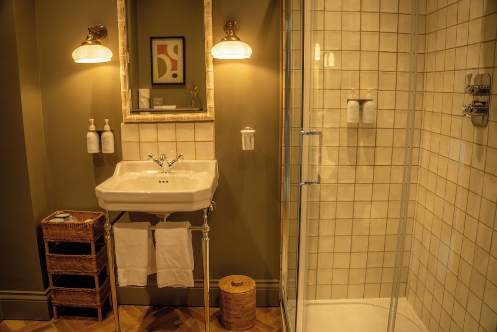 The Kirkstyle Inn & Sportsmans Rest by null