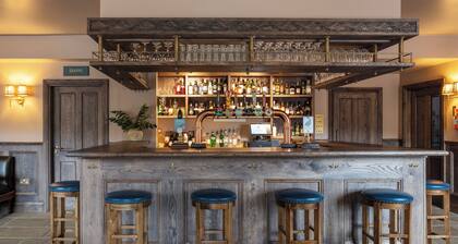 The Kirkstyle Inn & Sportsman's Rest