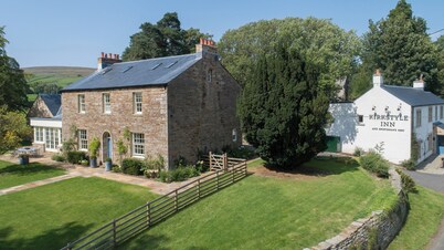 The Kirkstyle Inn & Sportsman's Rest