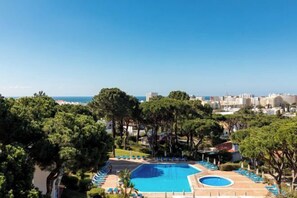 Outdoor pool - Apartamentos Turisticos Pinhal Da Marina (Vilamoura)