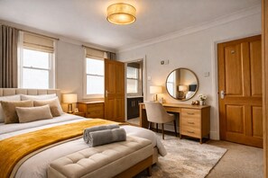 2 bedrooms, desk, iron/ironing board, travel crib