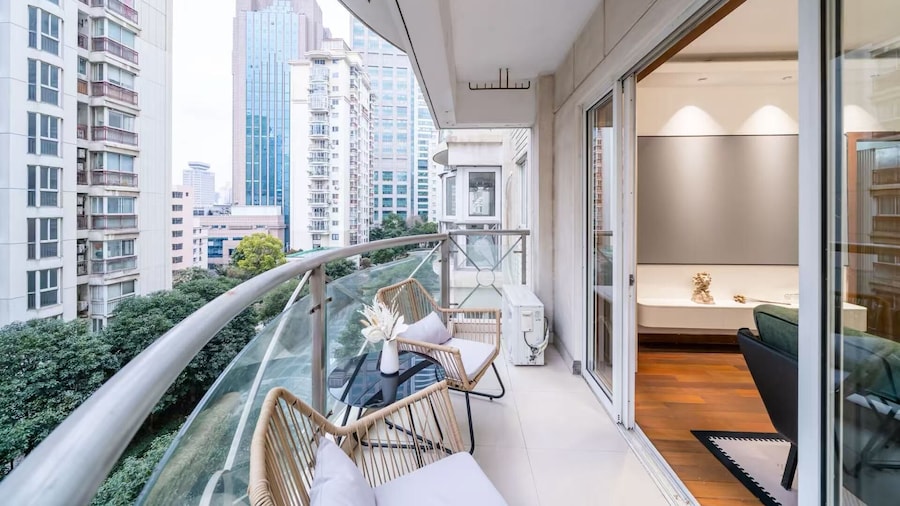 Book and Bed-People's Square