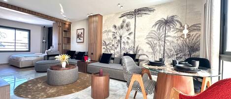 Suíte estúdio luxo, vista para a cidade | Área de estar