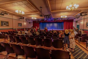 قاعة الولائم والاحتفالات