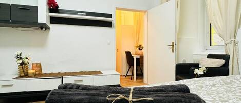 1 bedroom, iron/ironing board, bed sheets