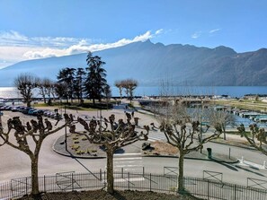 Third-party on-site parking - Le Nouveau Rivage (T2 lake view) (Aix-les-Bains)