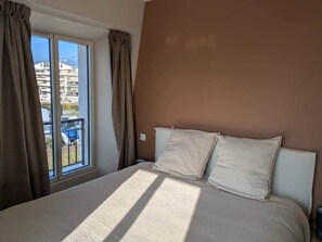 1 chambre, Wi-Fi gratuit, draps fournis