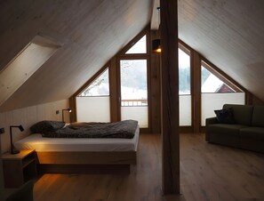 10 bedrooms, WiFi - Holiday Home 'Sigmundenhof' with Mountain View, Private Terrace and Wi-Fi (Schonach im Schwarzwald)