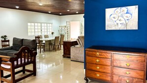 บ้านพัก | 4 ห้องนอน