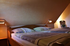 2 bedrooms, WiFi, bed sheets
