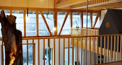 Apartment 'Südlicht' with Mountain View, Shared Terrace and Wi-Fi
