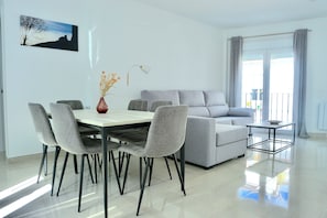 Smart TV - Principado de Aracena Apartment (Aracena)