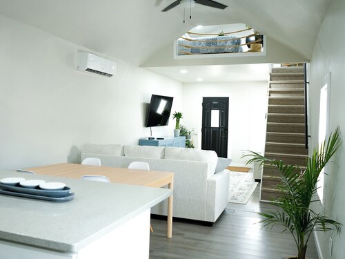 Hocking Hills Wellness Retreat by Serenity Afloat Barrel Sauna and Cold Plunge