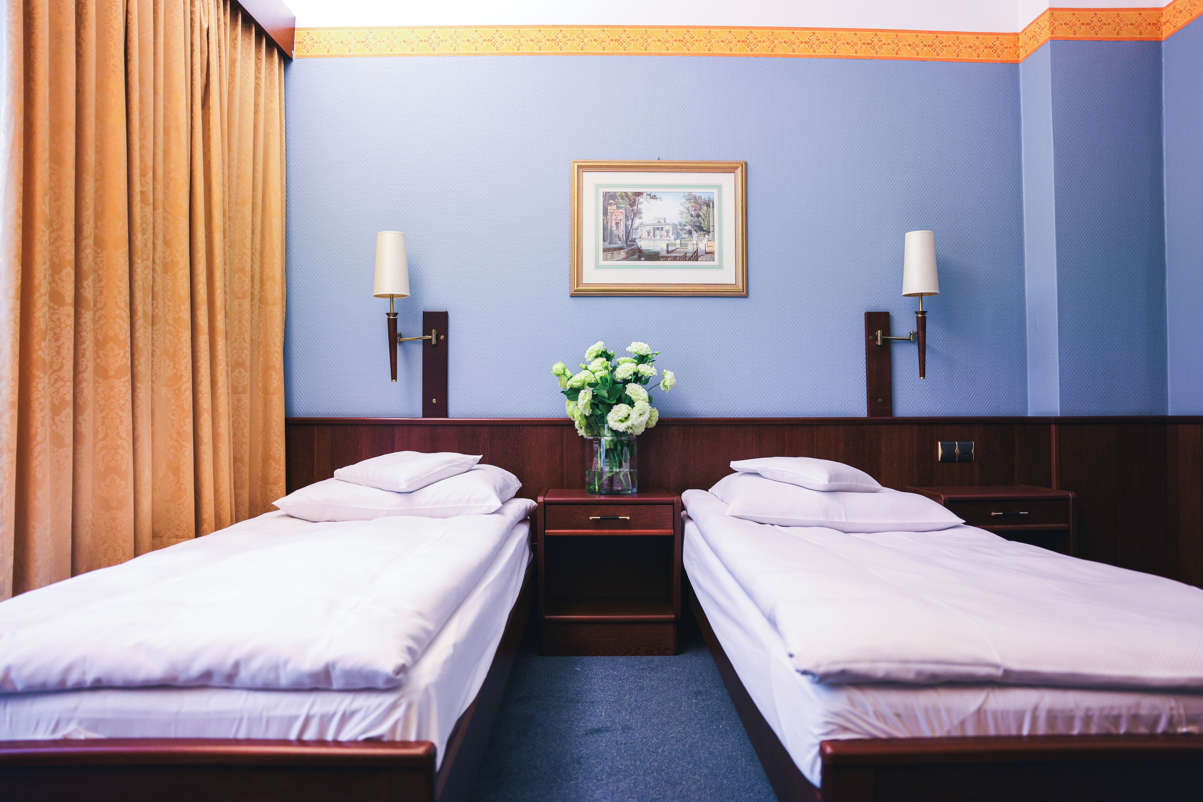 Tabla de planchar con plancha y wifi gratis 